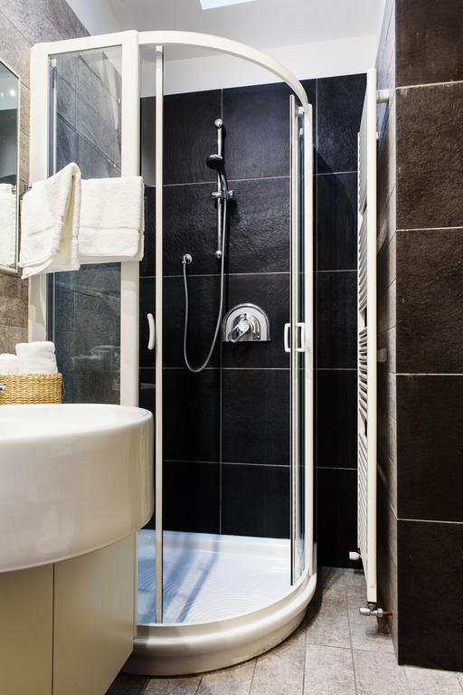 Lora Luxury House * Como